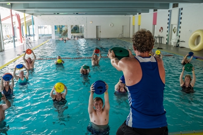 Aqua_Fitness_im_Hallenbad_im_Wiedtalbad_4.jpg