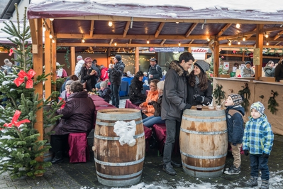 Weihnachtsdorf_Waldbreitbach_23.jpg